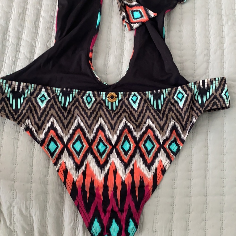 OndadeMar multicolor cut out one piece Brazilian bikini - Picture 6 of 8